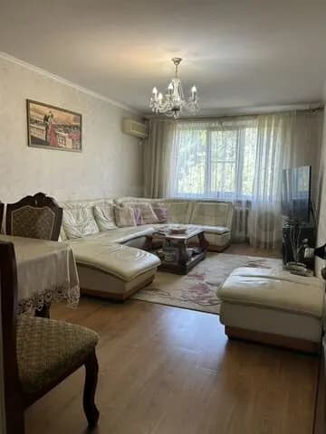Продается 3-комн. квартира, 64 м²