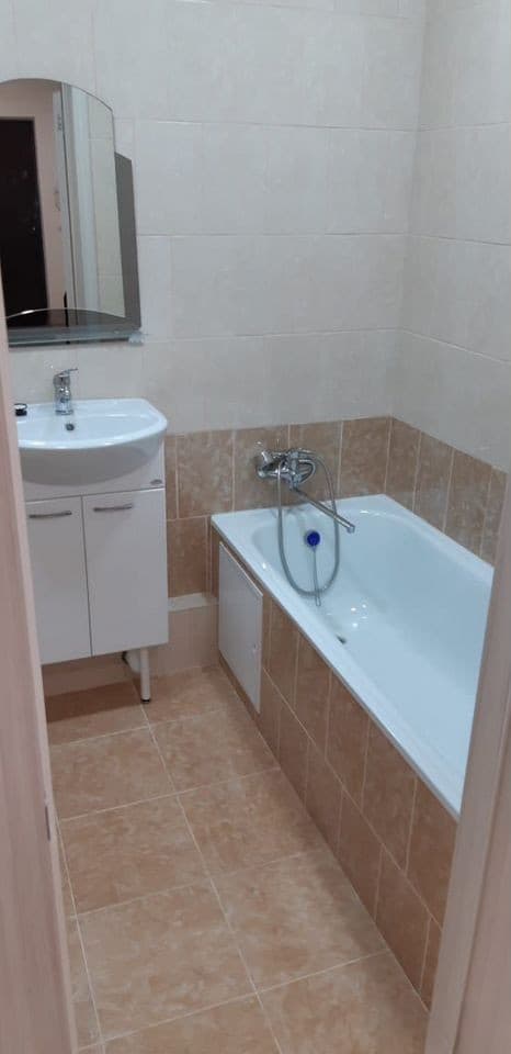 Продается 2-комн. квартира, 64.4 м² — фото 2