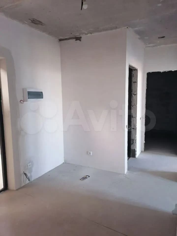 Продается 2-комн. квартира, 61.3 м² — фото 2