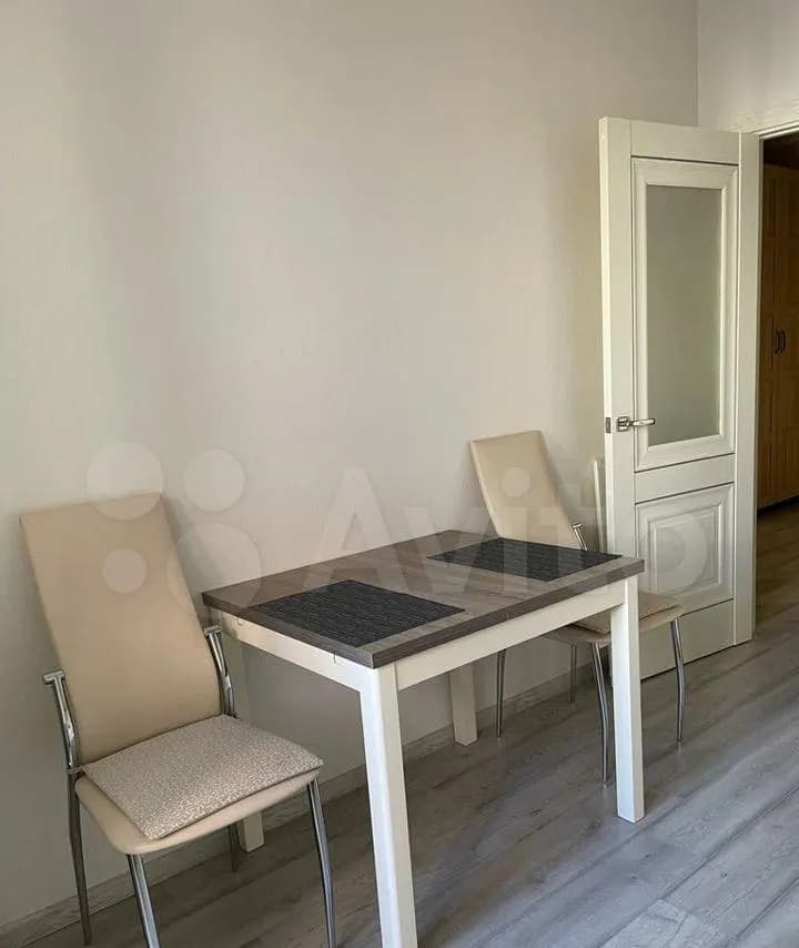Продается 1-комн. квартира, 45 м² — фото 2