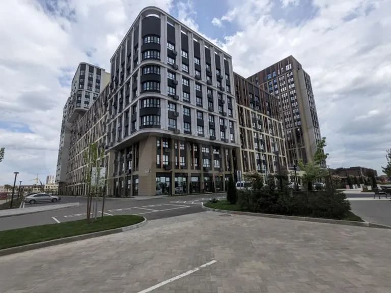 Продается 3-комн. квартира, 66.8 м²