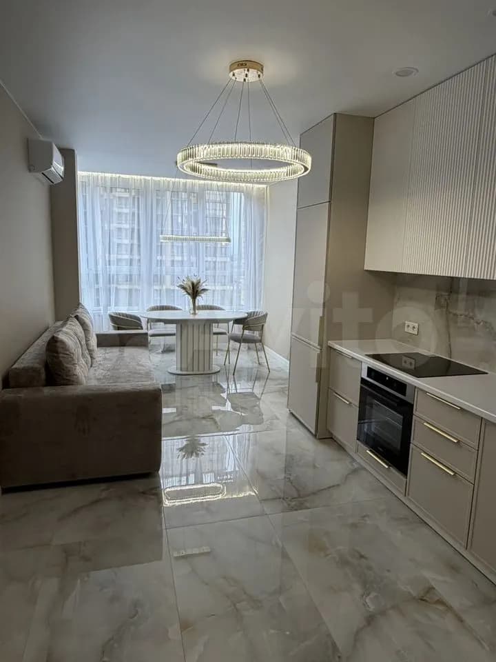 Продается 2-комн. квартира, 72 м² — фото 2