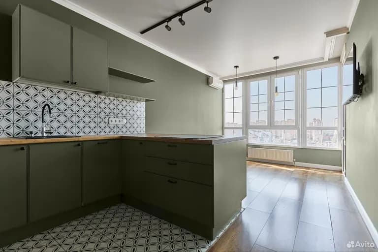 Продается 3-комн. квартира, 93 м²