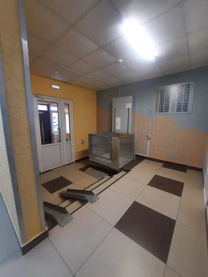 Продается 2-комн. квартира, 65 м² — фото 2
