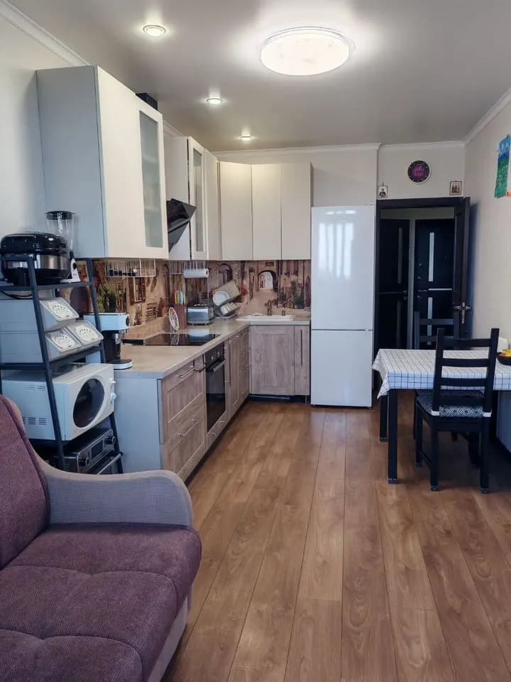 Продается 2-комн. квартира, 62 м²