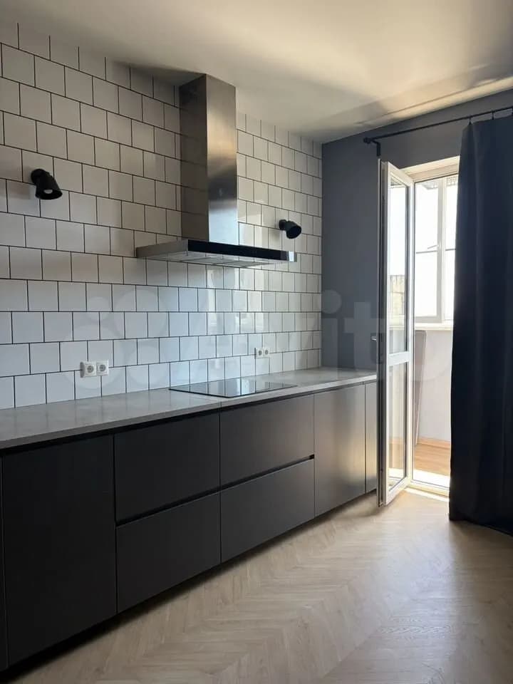 Продается 1-комн. квартира, 45.3 м² — фото 2