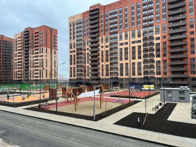 Продается 2-комн. квартира, 51.8 м²