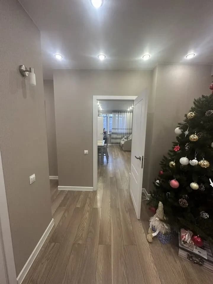 Продается 2-комн. квартира, 77 м² — фото 5