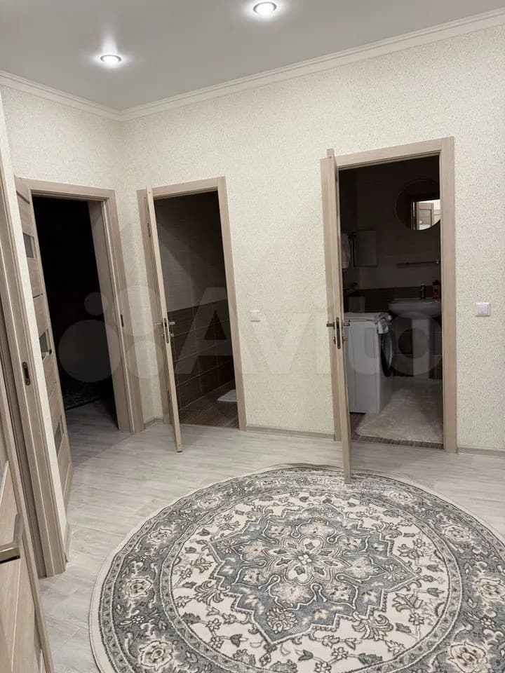 Продается 2-комн. квартира, 74.2 м² — фото 2