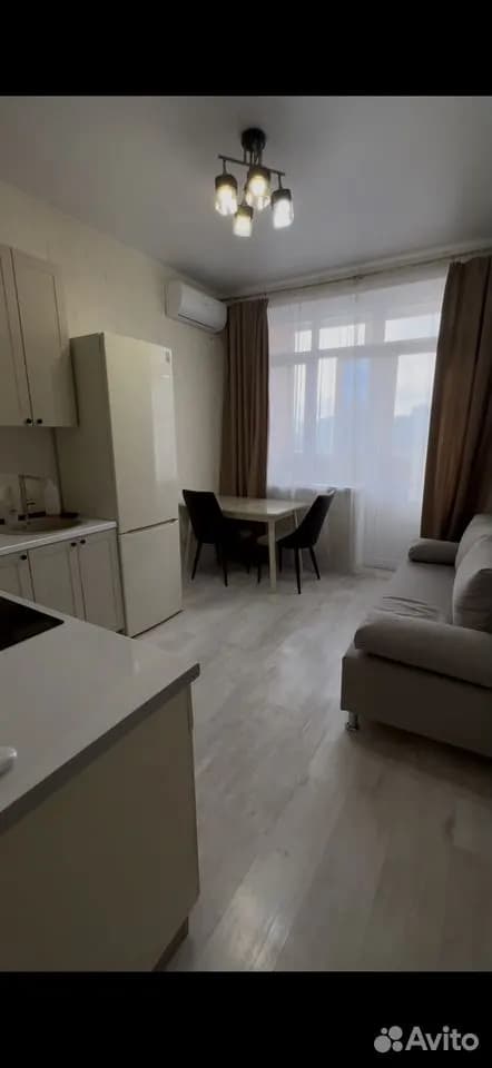 Продается 1-комн. квартира, 41.8 м² — фото 2