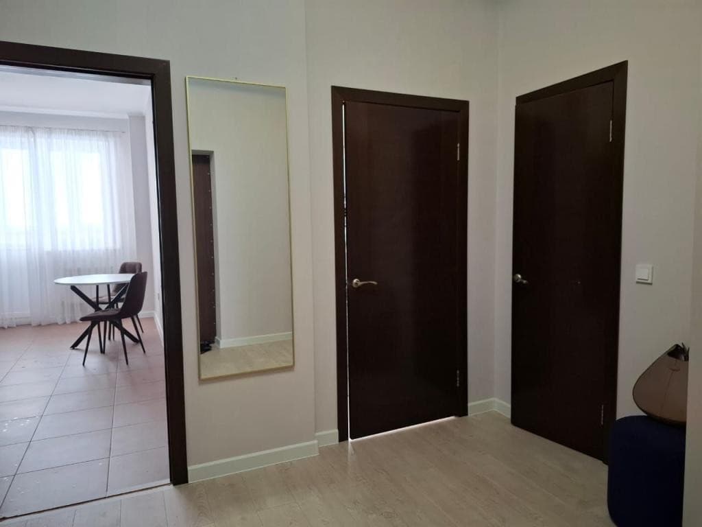 Продается 1-комн. квартира, 54 м² — фото 4
