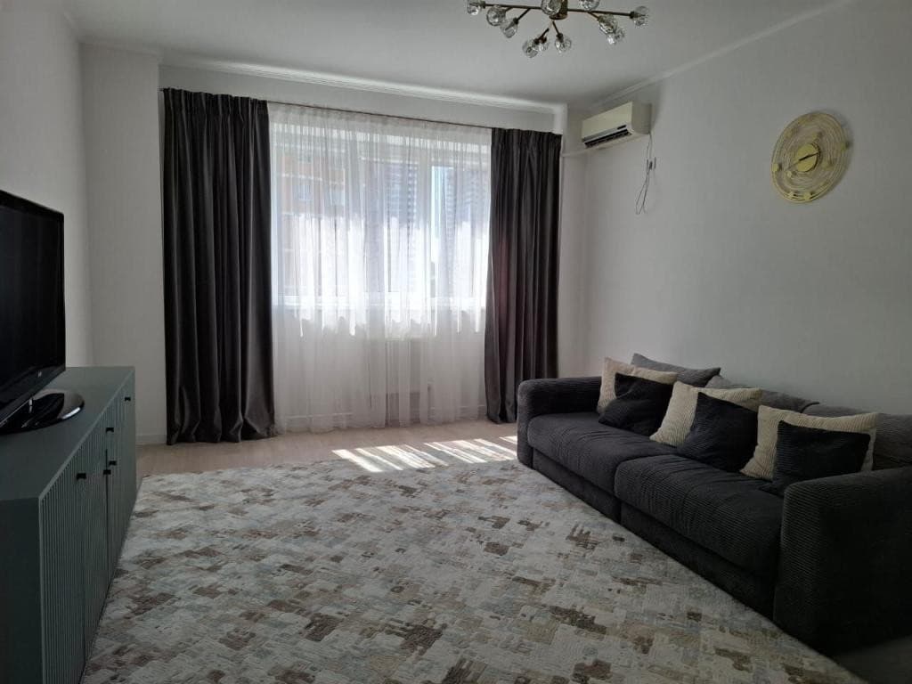 Продается 1-комн. квартира, 54 м² — фото 5