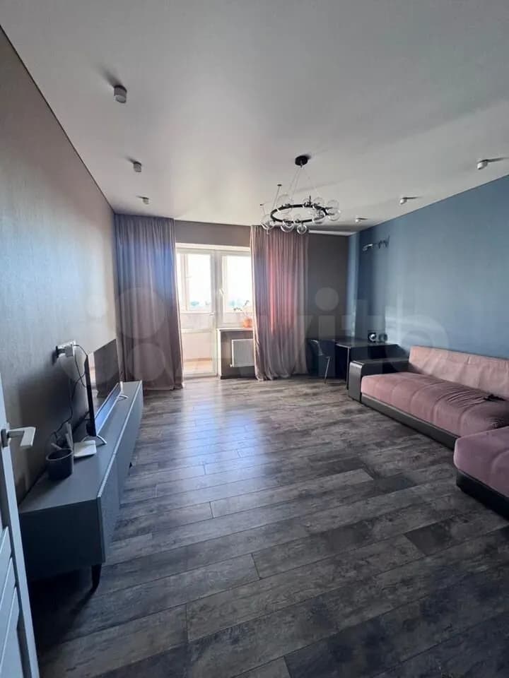 Продается 2-комн. квартира, 70 м² — фото 2