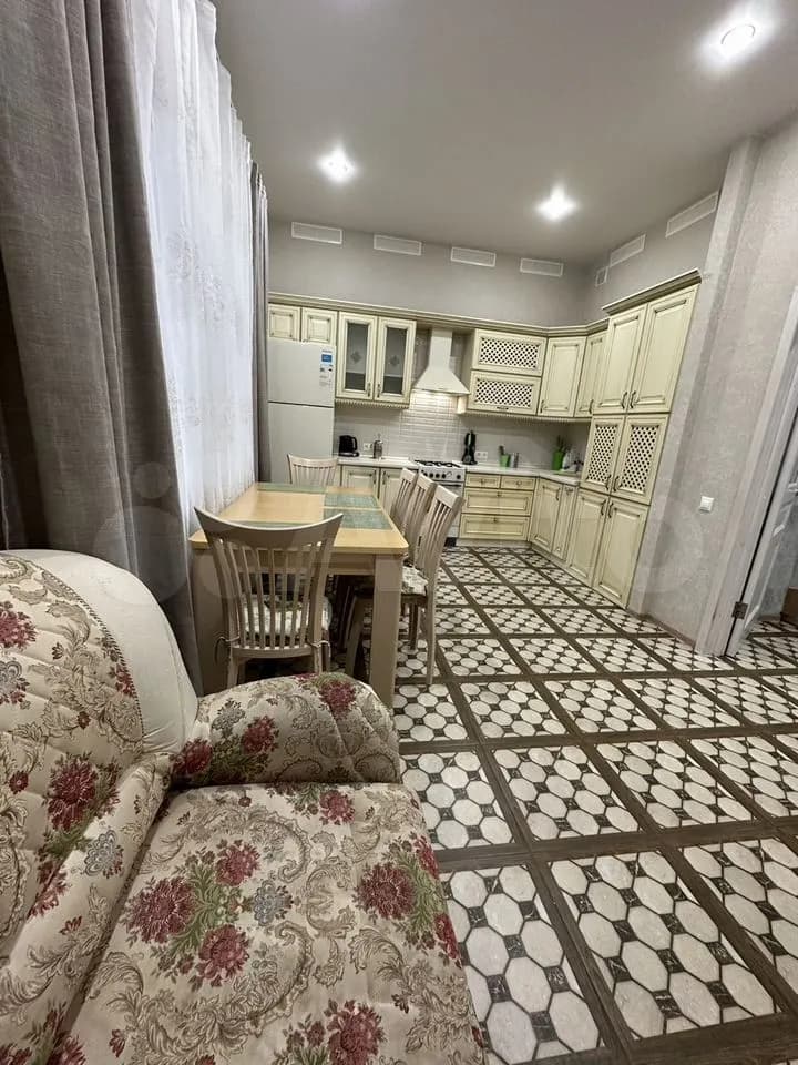 Продается 2-комн. квартира, 64 м² — фото 4