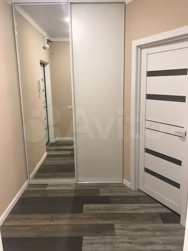 Продается 1-комн. квартира, 40 м² — фото 2