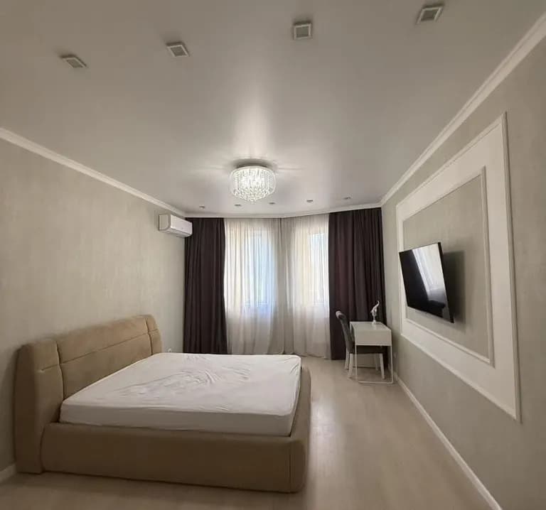 Продается 2-комн. квартира, 68 м²