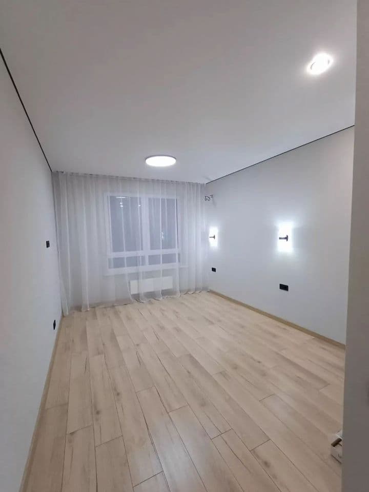Продается 4-комн. квартира, 120 м²