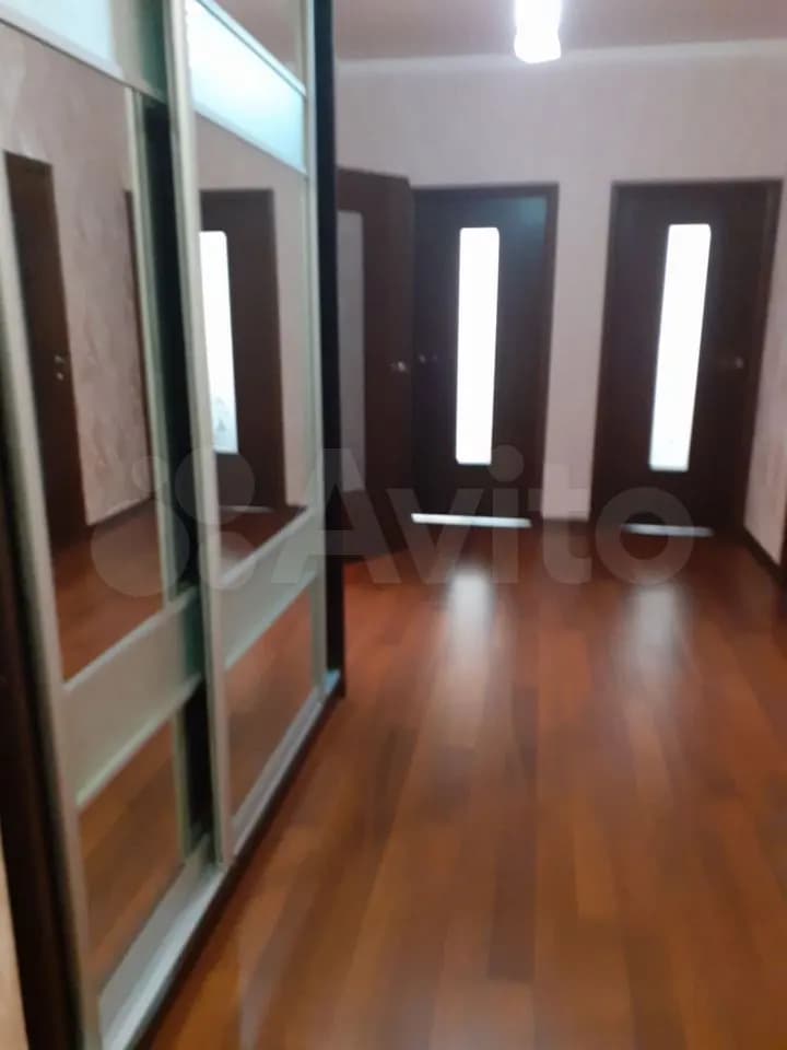 Продается 2-комн. квартира, 79 м²