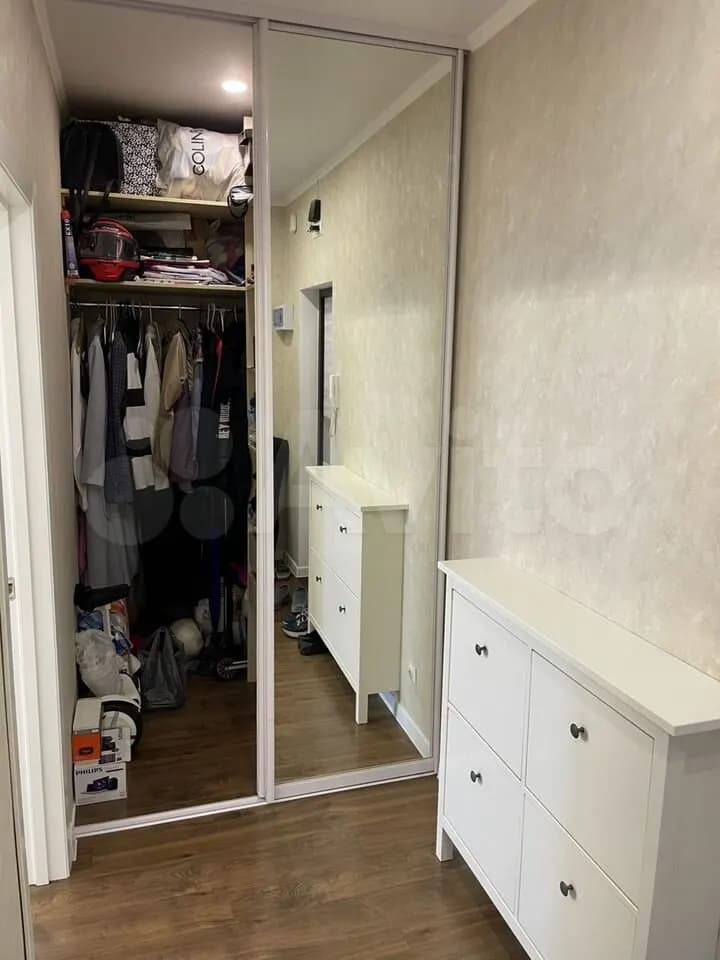 Продается 1-комн. квартира, 50 м² — фото 4
