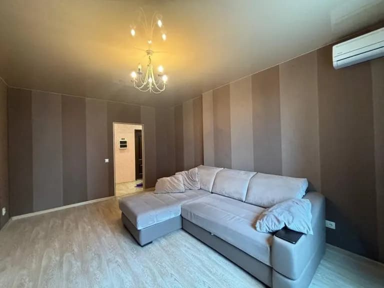 Продается 1-комн. квартира, 45 м²