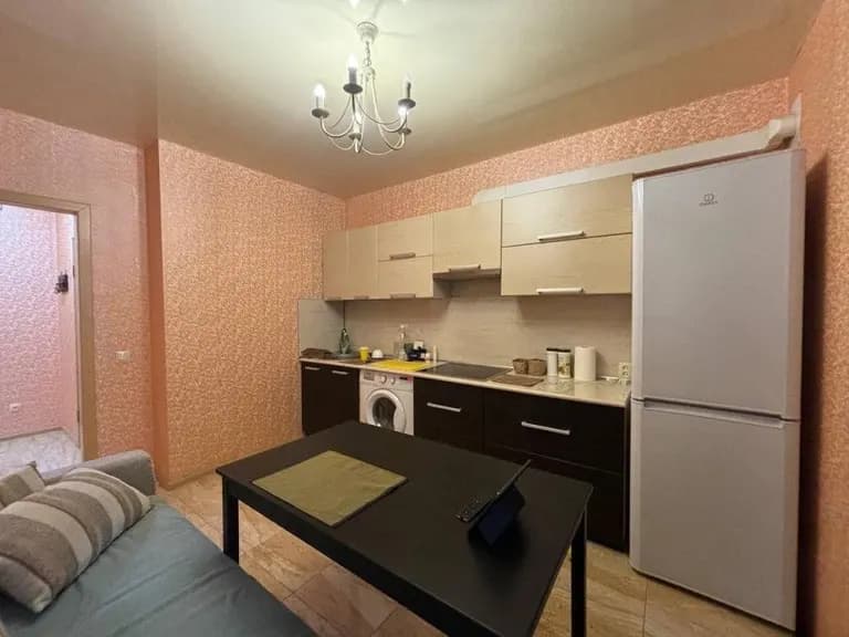 Продается 1-комн. квартира, 45 м² — фото 4