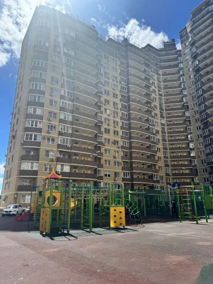 Продается 2-комн. квартира, 69 м² — фото 4