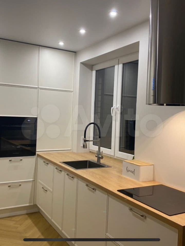 Продается 3-комн. квартира, 87 м²
