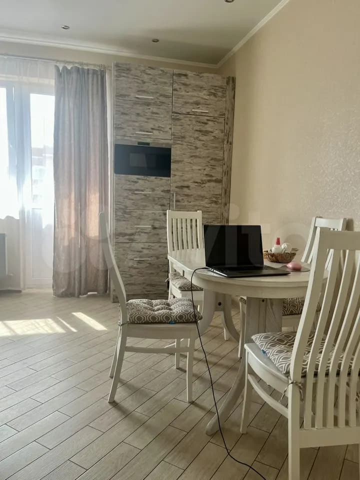 Продается 2-комн. квартира, 67.1 м²