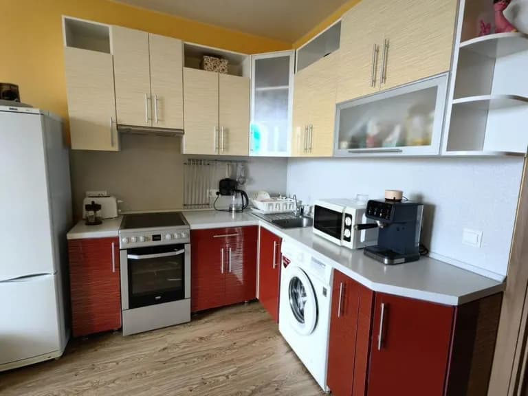 Продается 2-комн. квартира, 65 м² — фото 5
