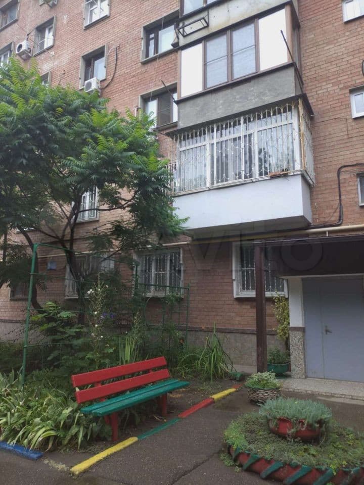 Продается 4-комн. квартира, 124.7 м²
