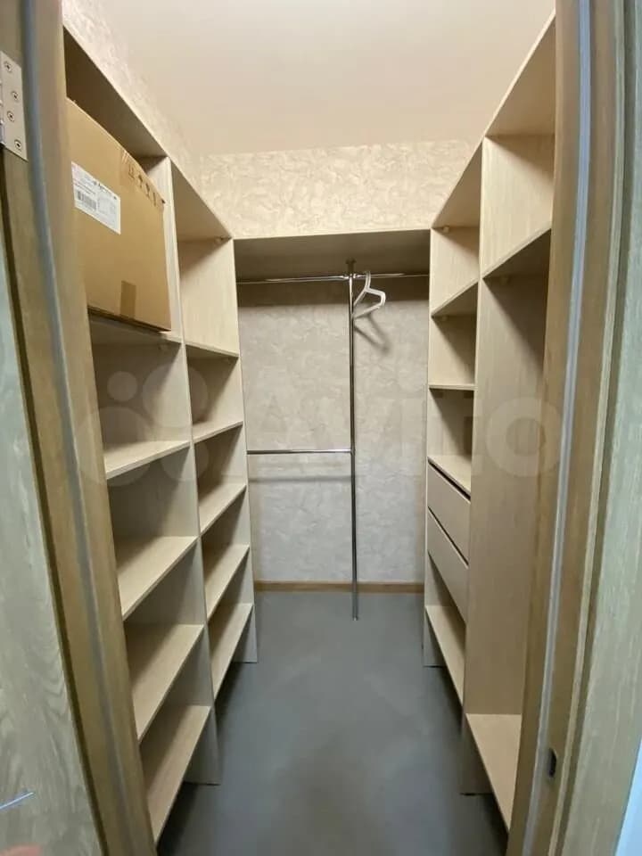 Продается 1-комн. квартира, 46 м² — фото 4