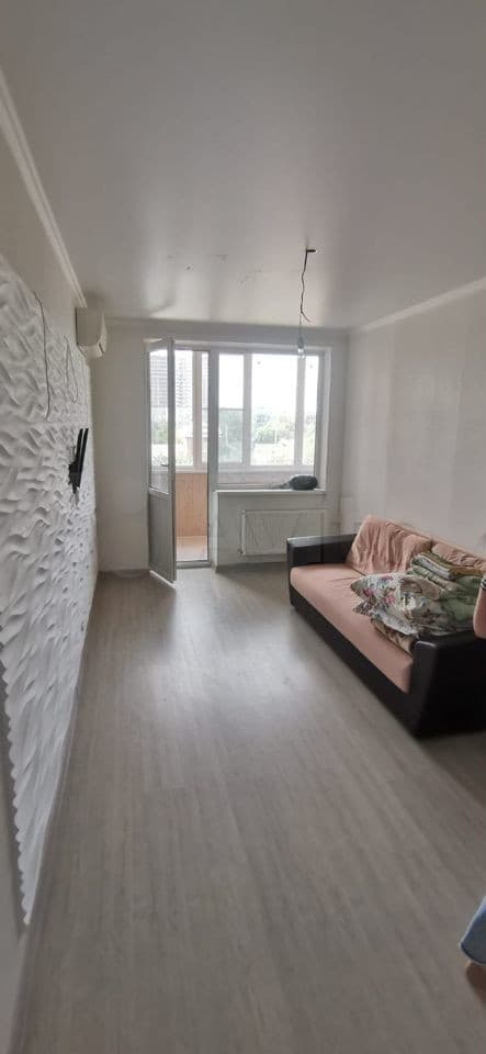 Продается 2-комн. квартира, 59.3 м²