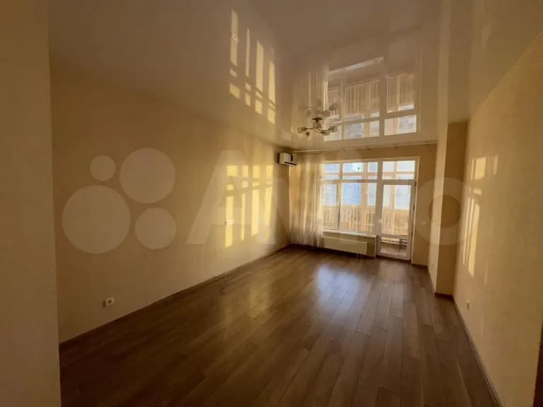 Продается 1-комн. квартира, 51.9 м²