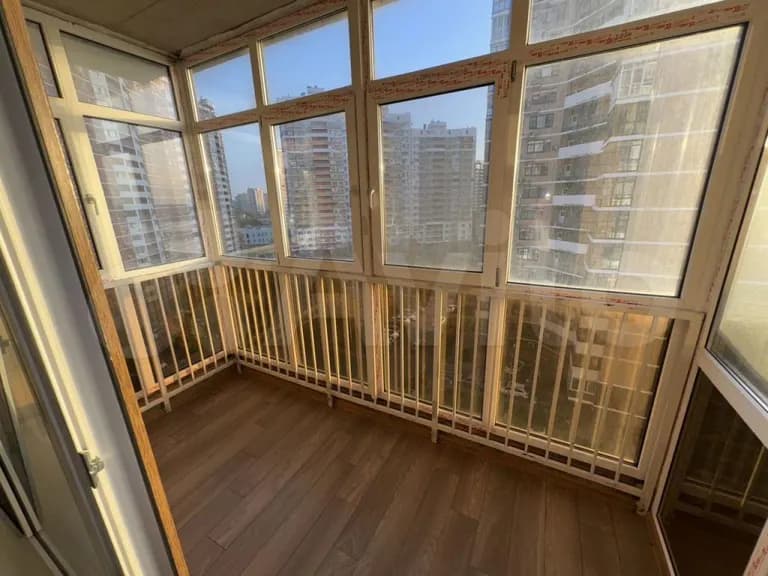 Продается 1-комн. квартира, 51.9 м² — фото 3