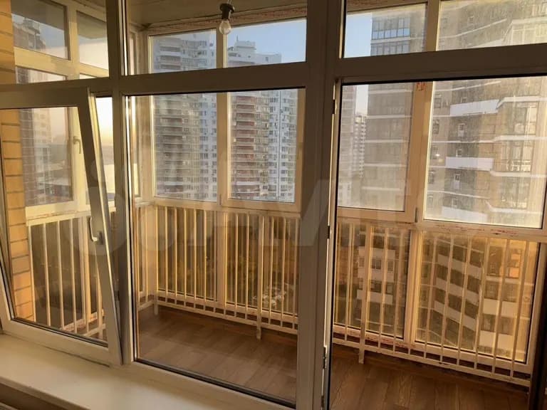 Продается 1-комн. квартира, 51.9 м² — фото 4