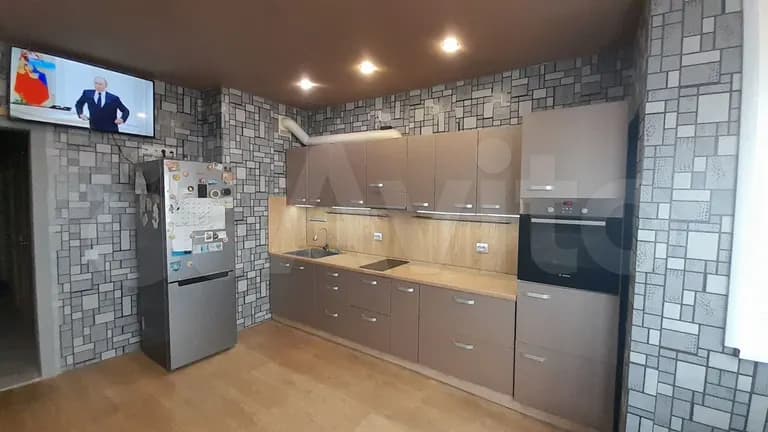 Продается 2-комн. квартира, 69 м²