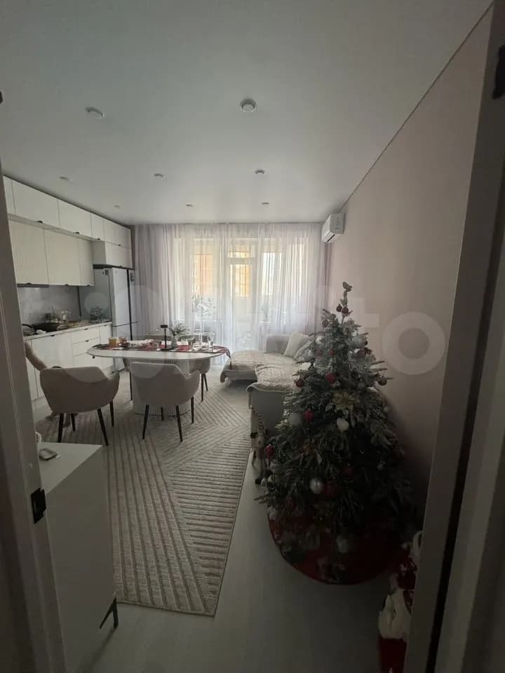 Продается 2-комн. квартира, 64.1 м² — фото 2