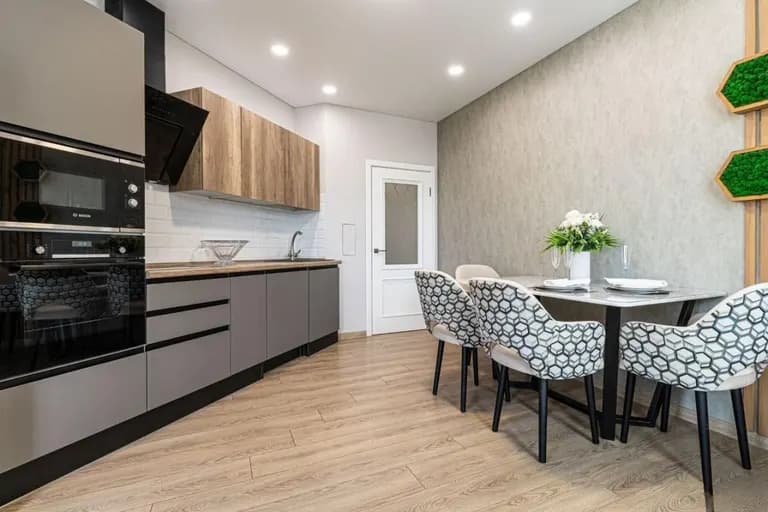 Продается 2-комн. квартира, 80 м² — фото 2