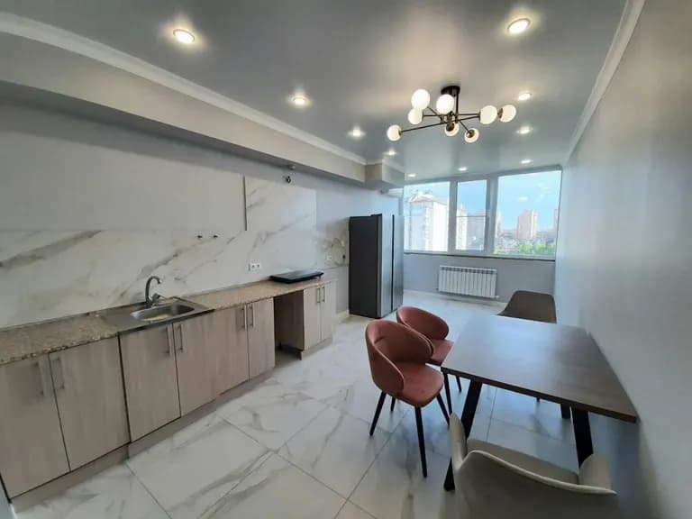 Продается 3-комн. квартира, 92.3 м² — фото 2