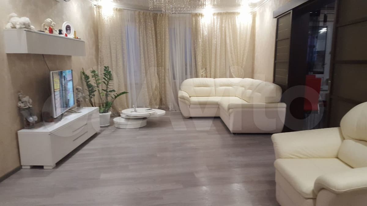 Продается 4-комн. квартира, 184.6 м² — фото 2