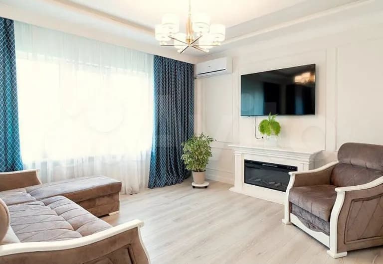Продается 4-комн. квартира, 119.5 м²