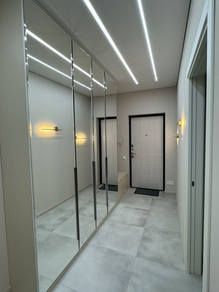 Продается 3-комн. квартира, 72 м² — фото 2