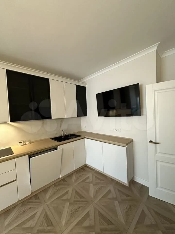Продается 2-комн. квартира, 76 м² — фото 4
