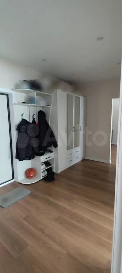 Продается 2-комн. квартира, 63 м² — фото 2