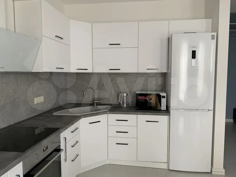 Продается 1-комн. квартира, 60 м² — фото 5