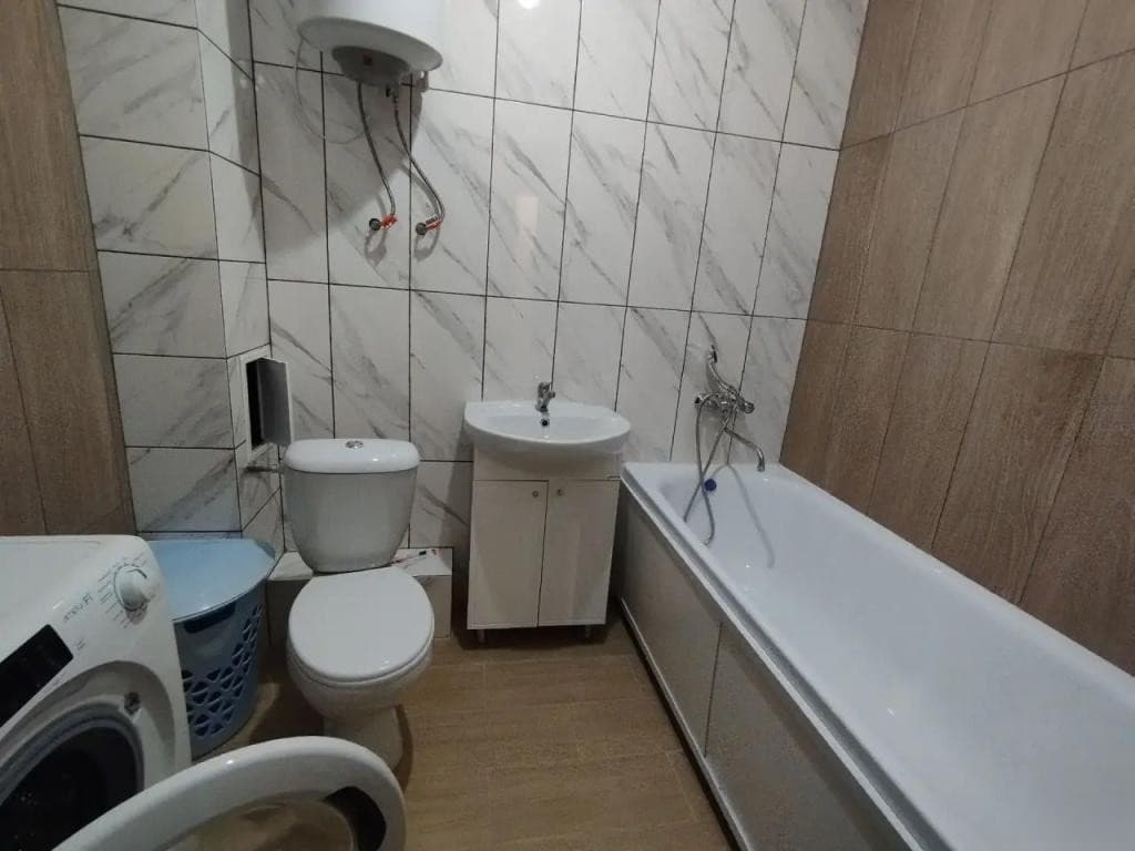 Продается 1-комн. квартира, 35 м² — фото 3