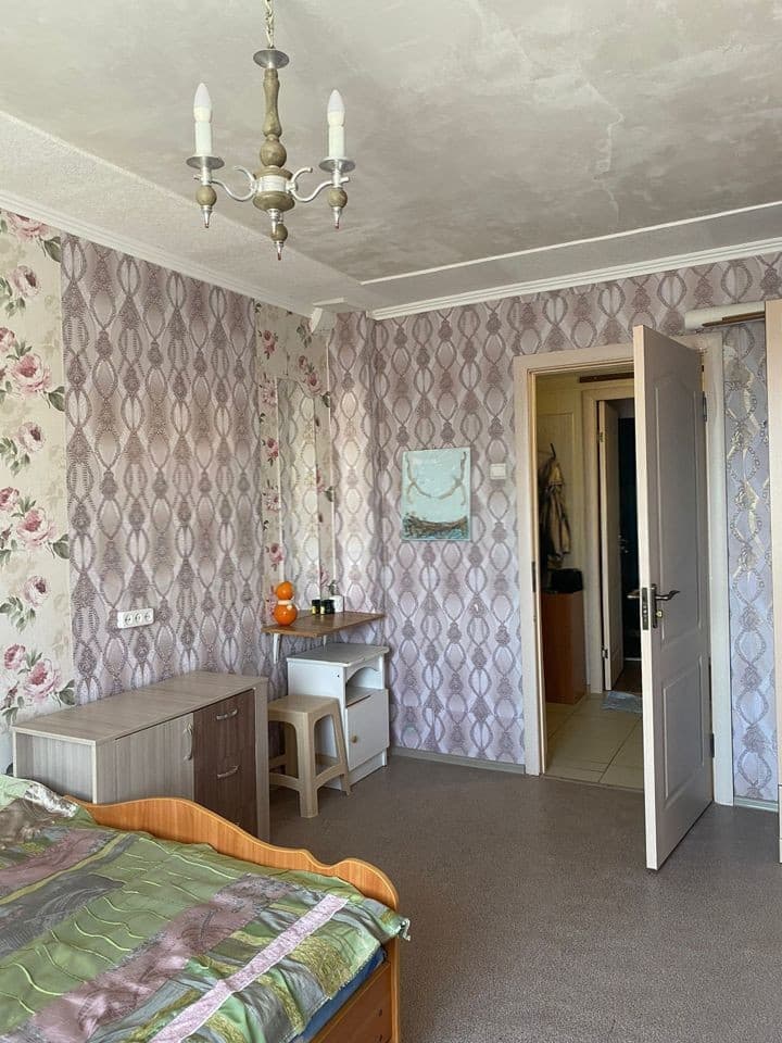 Продается 2-комн. квартира, 42 м²