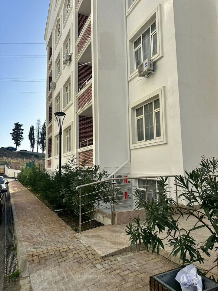 Продается 1-комн. квартира, 50.3 м² — фото 3