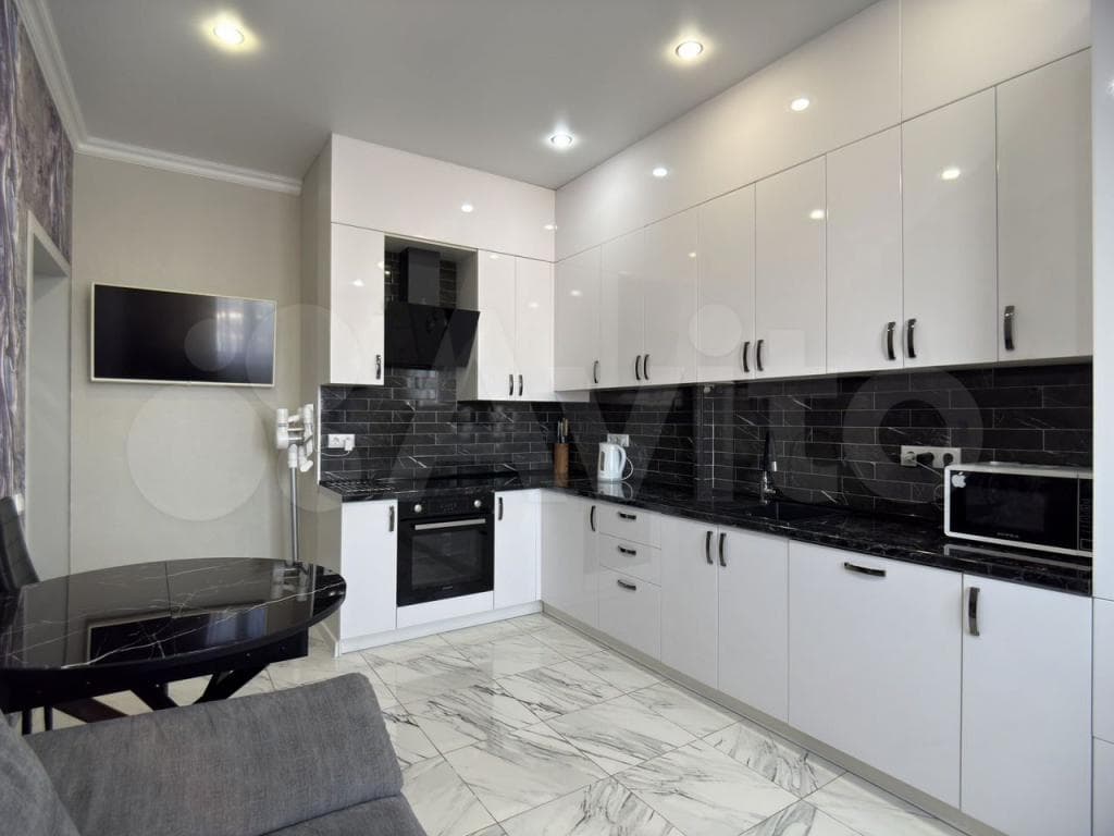 Продается 2-комн. квартира, 53.4 м²