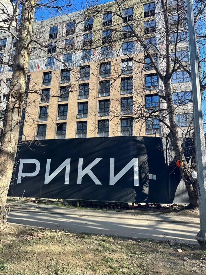 Продается 2-комн. квартира, 49.1 м²